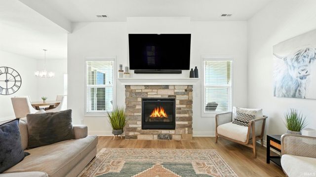 1518 Lavante Cove, Fort Wayne, IN 46818