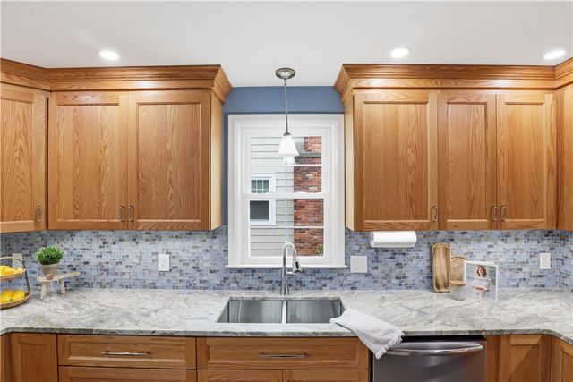 68 Ridgemont Drive, Greece, NY 14626