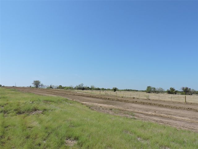 010 Barnes Road, Mabank, TX 75147