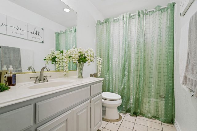 1228 Falcon Trail, Bedford, TX 76021