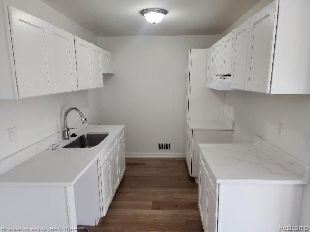 40350 Newport Drive, Plymouth Charter Township, MI 48170