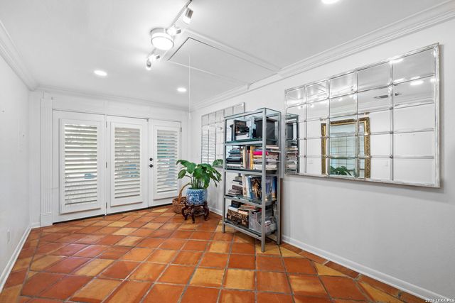 115 Evans, San Antonio, TX 78209