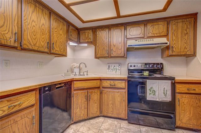 2109 Shamrock Drive, Edmond, OK 73003