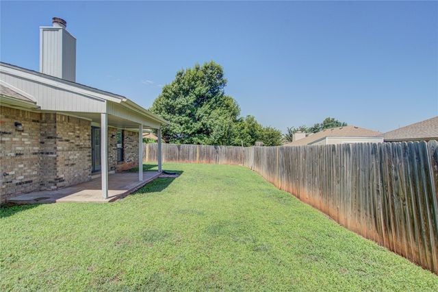 2109 Shamrock Drive, Edmond, OK 73003