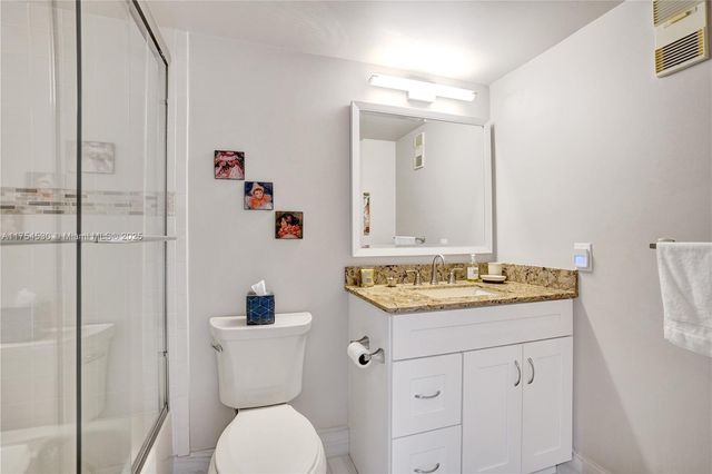 7260 Kinghurst Dr 604, Delray Beach, FL 33446