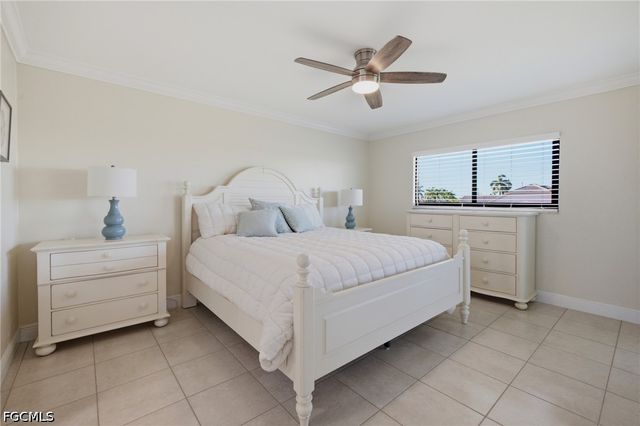 808 Cape Coral PKWY W 201, Cape Coral, FL 33914