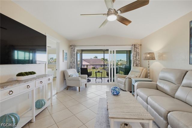 808 Cape Coral PKWY W 201, Cape Coral, FL 33914