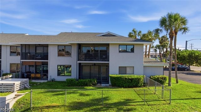 808 Cape Coral PKWY W 201, Cape Coral, FL 33914