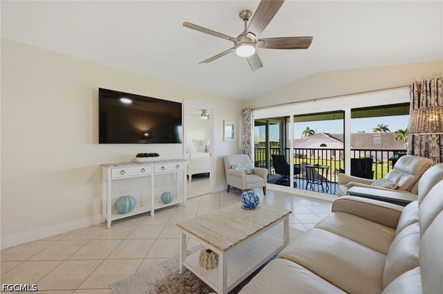 808 Cape Coral PKWY W 201, Cape Coral, FL 33914