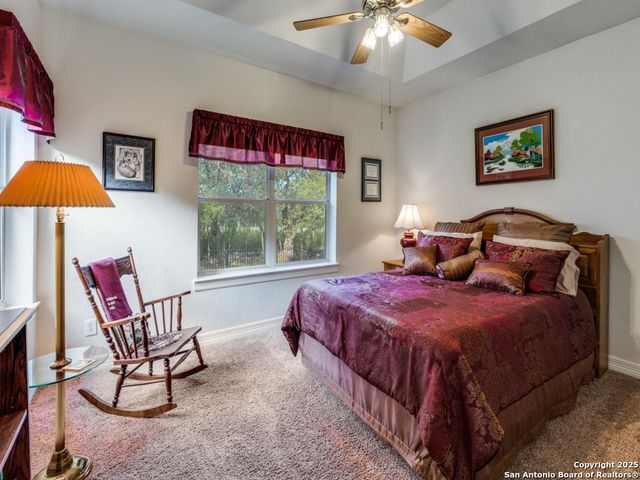 8745 PHOENIX AVE, Universal City, TX 78148