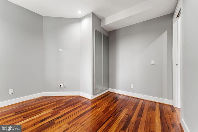 2421 1ST ST NW, Washington, DC 20001