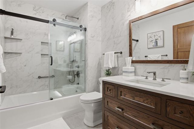 4125 Birch Crest Lane, Eau Claire, WI 54701