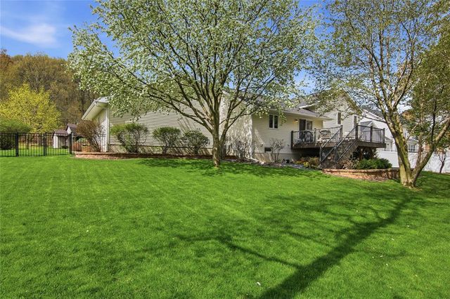 4125 Birch Crest Lane, Eau Claire, WI 54701