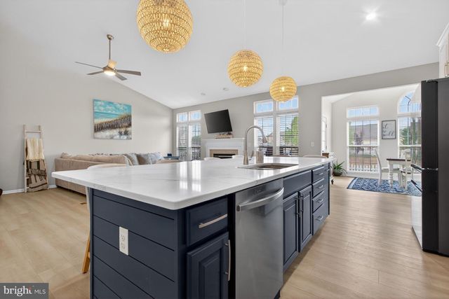 17804 SEASHORE DR, Lewes, DE 19958