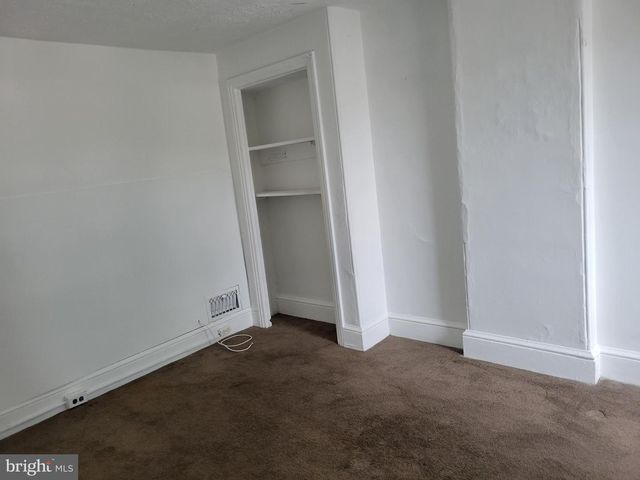 512 CHAIN ST #2F, Norristown, PA 19401