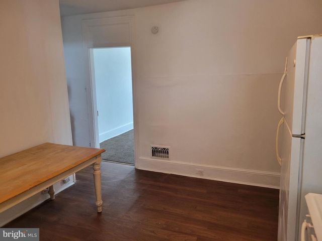 512 CHAIN ST #2F, Norristown, PA 19401