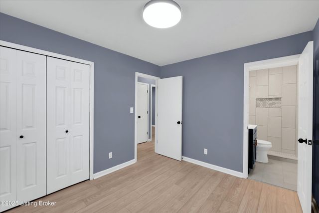 7003 Yuma Way, Louisville, KY 40258