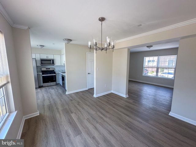 605 COLLETT ST, Baltimore, MD 21217