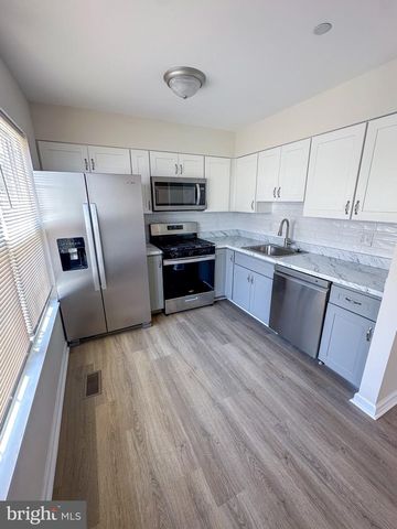 605 COLLETT ST, Baltimore, MD 21217