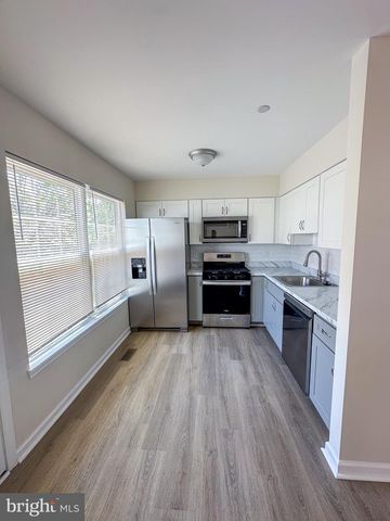 605 COLLETT ST, Baltimore, MD 21217