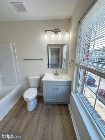 605 COLLETT ST, Baltimore, MD 21217