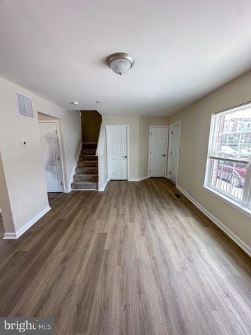 605 COLLETT ST, Baltimore, MD 21217