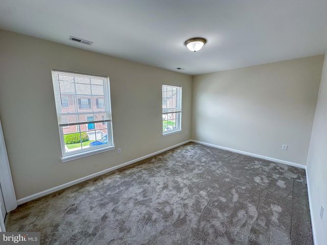 605 COLLETT ST, Baltimore, MD 21217