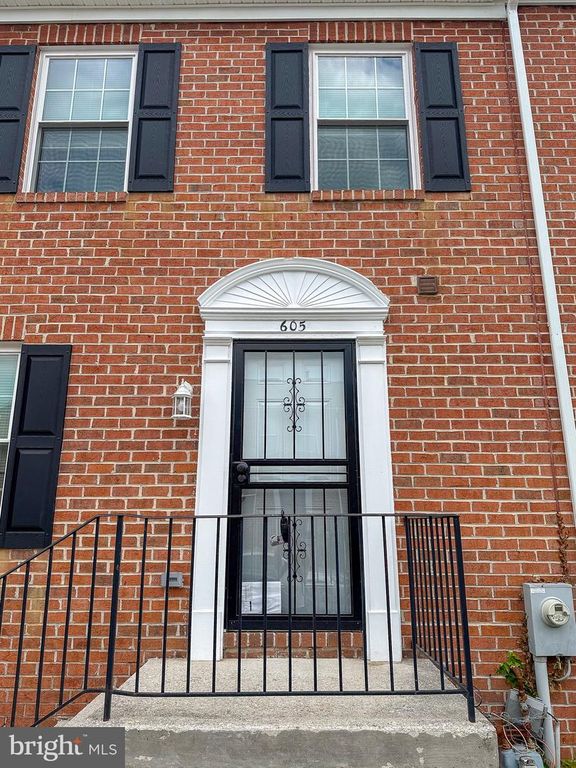 605 COLLETT ST, Baltimore, MD 21217