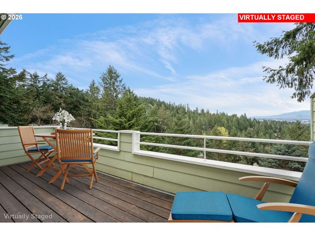 653 BROOKSIDE Dr, Eugene, OR 97405