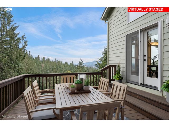 653 BROOKSIDE Dr, Eugene, OR 97405