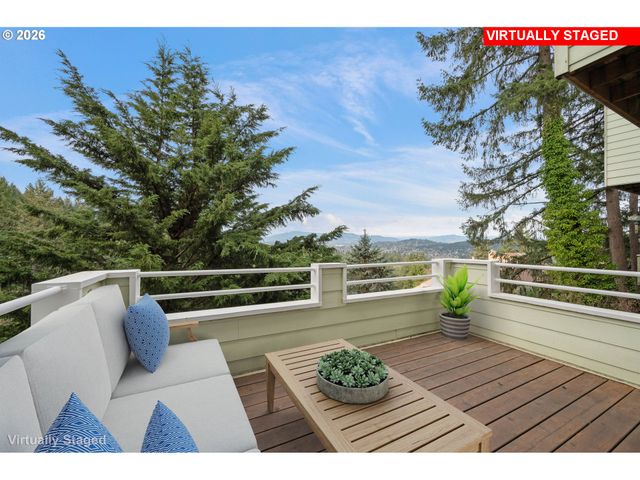 653 BROOKSIDE Dr, Eugene, OR 97405