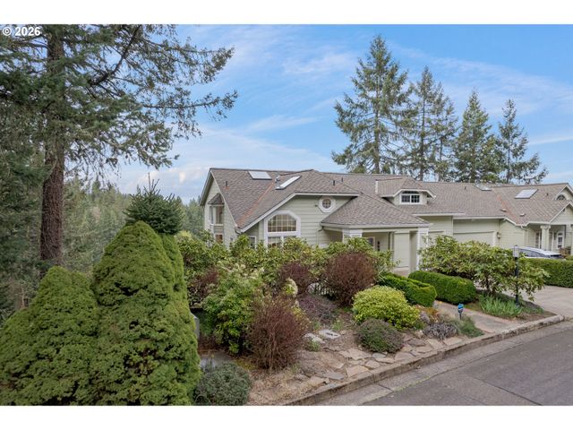 653 BROOKSIDE Dr, Eugene, OR 97405