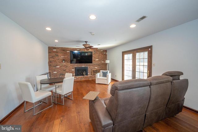 115 HAWTHORNE LN, Phoenixville, PA 19460