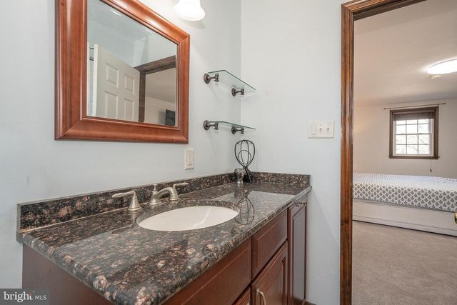 115 HAWTHORNE LN, Phoenixville, PA 19460