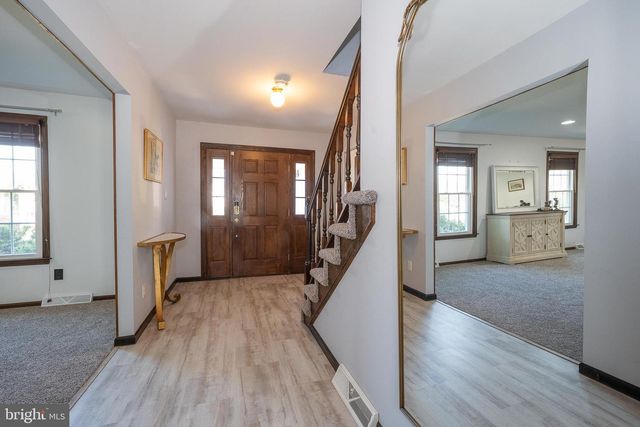 115 HAWTHORNE LN, Phoenixville, PA 19460