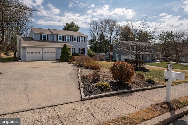 115 HAWTHORNE LN, Phoenixville, PA 19460