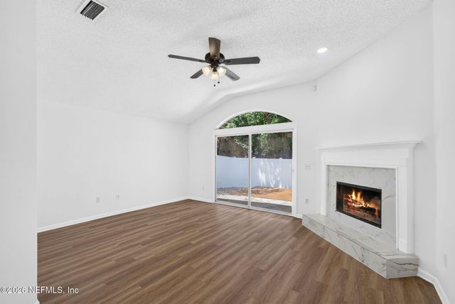2778 LANTANA LAKES Drive W, Jacksonville, FL 32246