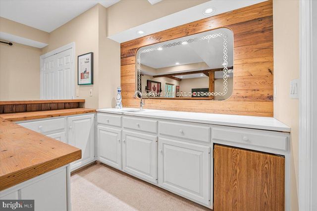 12324 RIVERS EDGE, Potomac, MD 20854