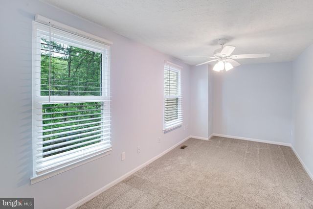 15016 OAK CREST CT, Dumfries, VA 22025