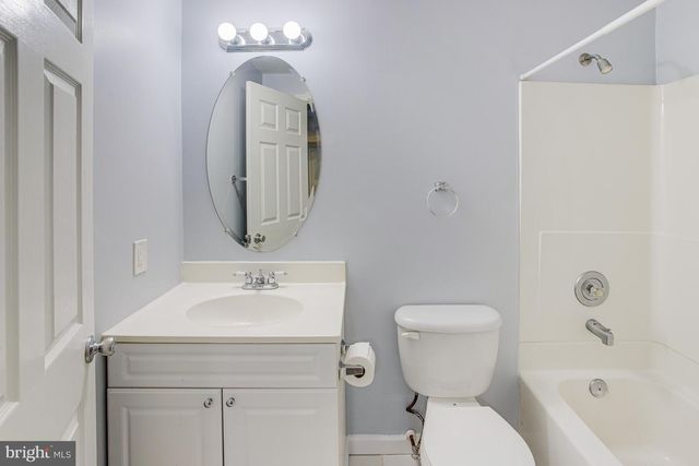 15016 OAK CREST CT, Dumfries, VA 22025