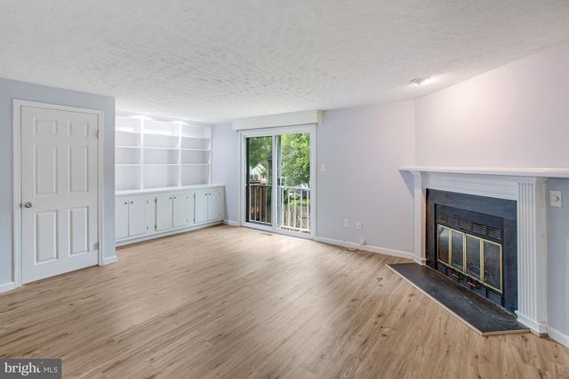15016 OAK CREST CT, Dumfries, VA 22025