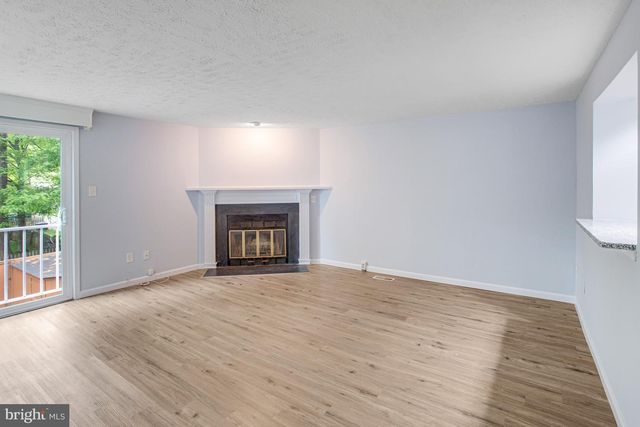 15016 OAK CREST CT, Dumfries, VA 22025