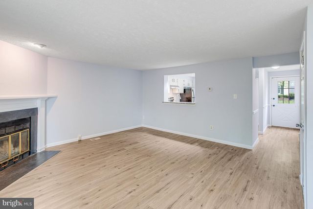 15016 OAK CREST CT, Dumfries, VA 22025