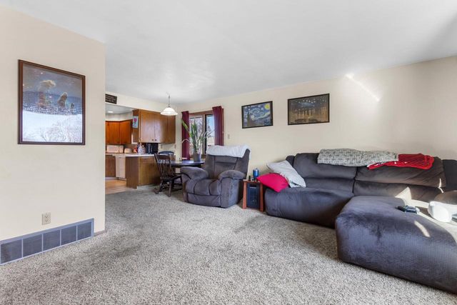 2411 N EUGENE STREET, Appleton, WI 54914