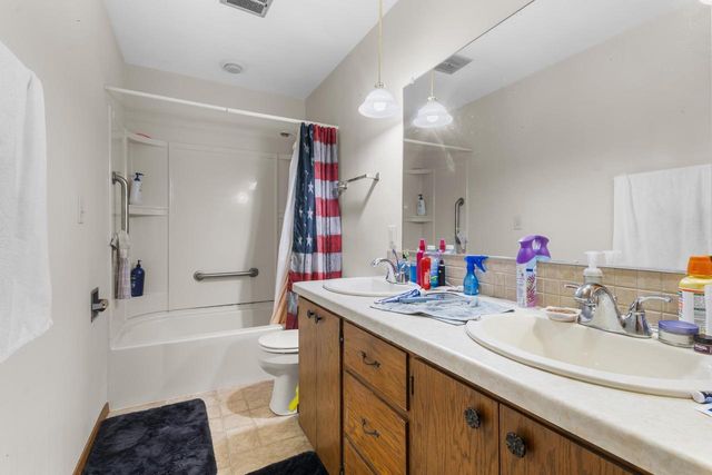 2411 N EUGENE STREET, Appleton, WI 54914