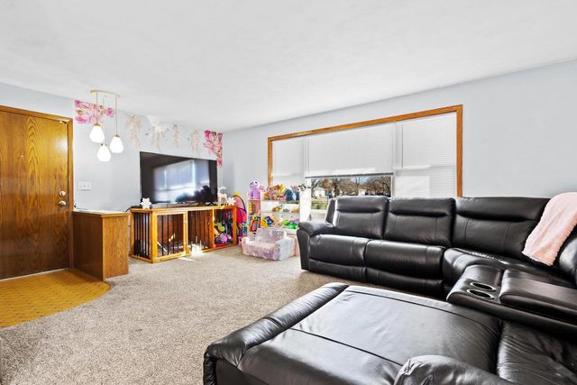 2411 N EUGENE STREET, Appleton, WI 54914