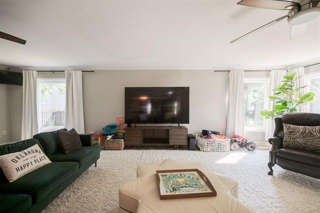 6108 Oak Tree Road, Edmond, OK 73025