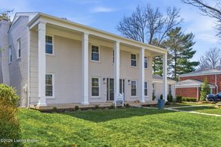 8618 Nottingham Pkwy, Louisville, KY 40222