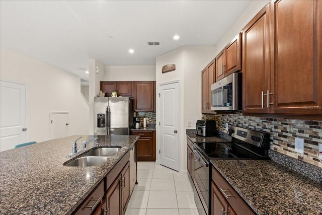 2087 CRYSTAL BELL STREET, Orlando, FL 32824