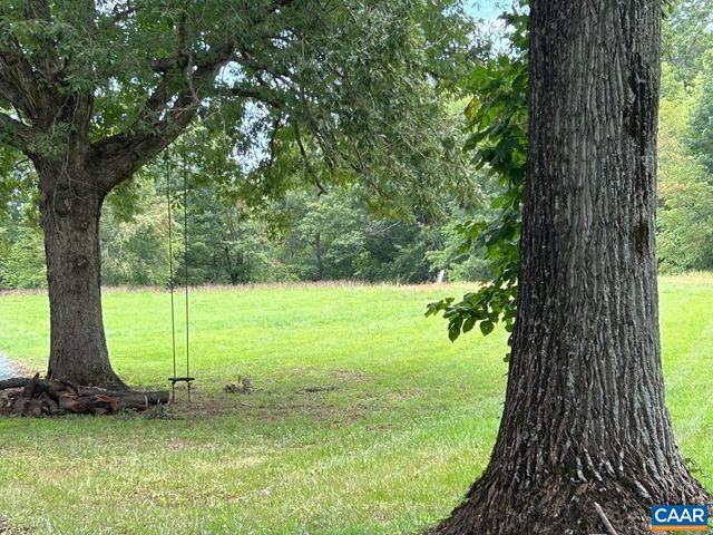 2561 PATTIE RD, Buckingham, VA 23921